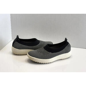 Bionica Merigold Knit Shoes Women's Sz 7.5M Black/White Slip On Comfort Sneakers